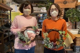 【おは朝】を見てわたしも挑戦　クリスマスリースづくり☆